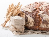 Tuczący i niezdrowy, czyli mity o chlebie