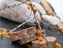 Tajemnice Szefa Kuchni - Jarek Uściński zdradza przepis na wyjątkową pasztetową z rokitnikiem i pomarańczą.