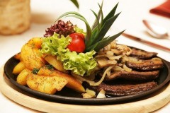 Hotel i Restauracja Nowy Dwór 1