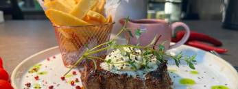 Polecana restauracja: Restauracja U Kucharzy, Kielce Nasza restauracja to wyjątkowe miejsce w samym sercu miasta... [czytaj dalej]