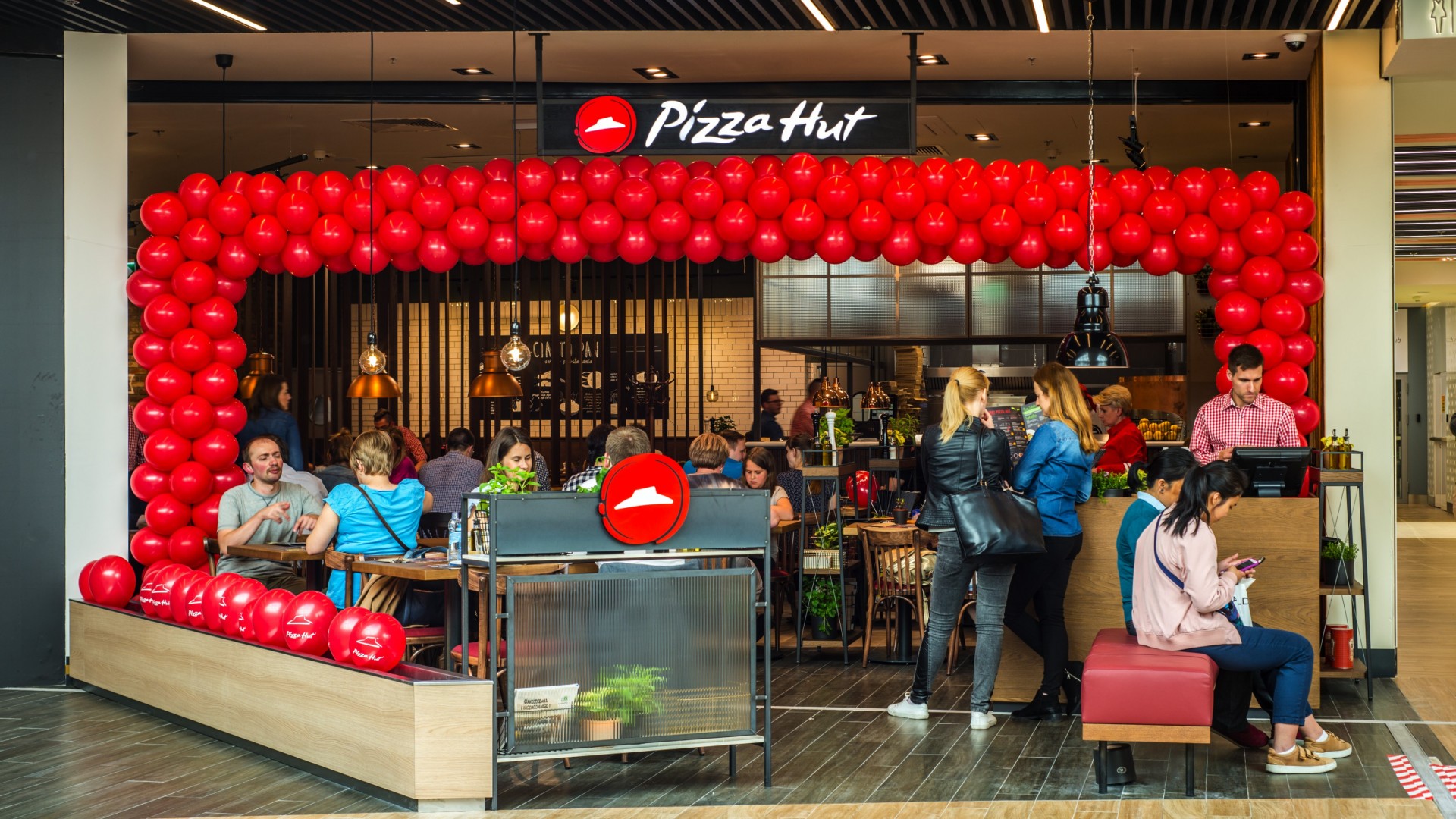 Pizza Hut, Śródmieście, Warszawa GdzieZjesc.info Pizzeria Warszawa