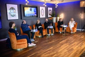 NYX Hotel Warsaw jeszcze szerzej otwiera swoje drzwi dla sztuki  Inauguracja projektu NYX Hotels – Art Lives Here