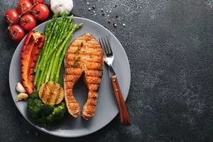 Zapraszamy do działu  <b>RESTAURACJE Ryby i owoce morza Rewa</b>, w którym pojawiła się Prezentacja Lokalu  <b>Checz Kole Szperka</b>.