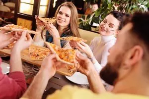 Zachęcamy Państwa zapoznania się z nową Prezentacją  <b>Hawaii Pizza&Pasta</b>, którą znajdą Państwo w dziale  <b>Pizzerie Warszawa</b>